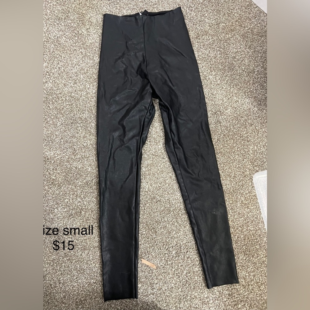 Leather leggings